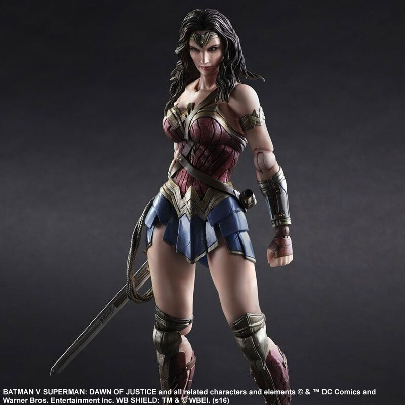 Batman v Superman: Dawn of Justice - Wonder Woman Play Arts Action Figure - NEW