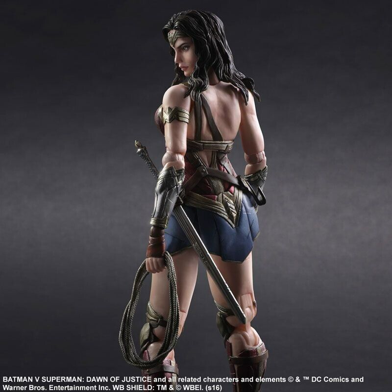 Batman v Superman: Dawn of Justice - Wonder Woman Play Arts Action Figure - NEW