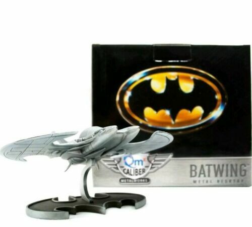 DC Comics 1989 Batwing Metal Desktop, Collectibles, NEW