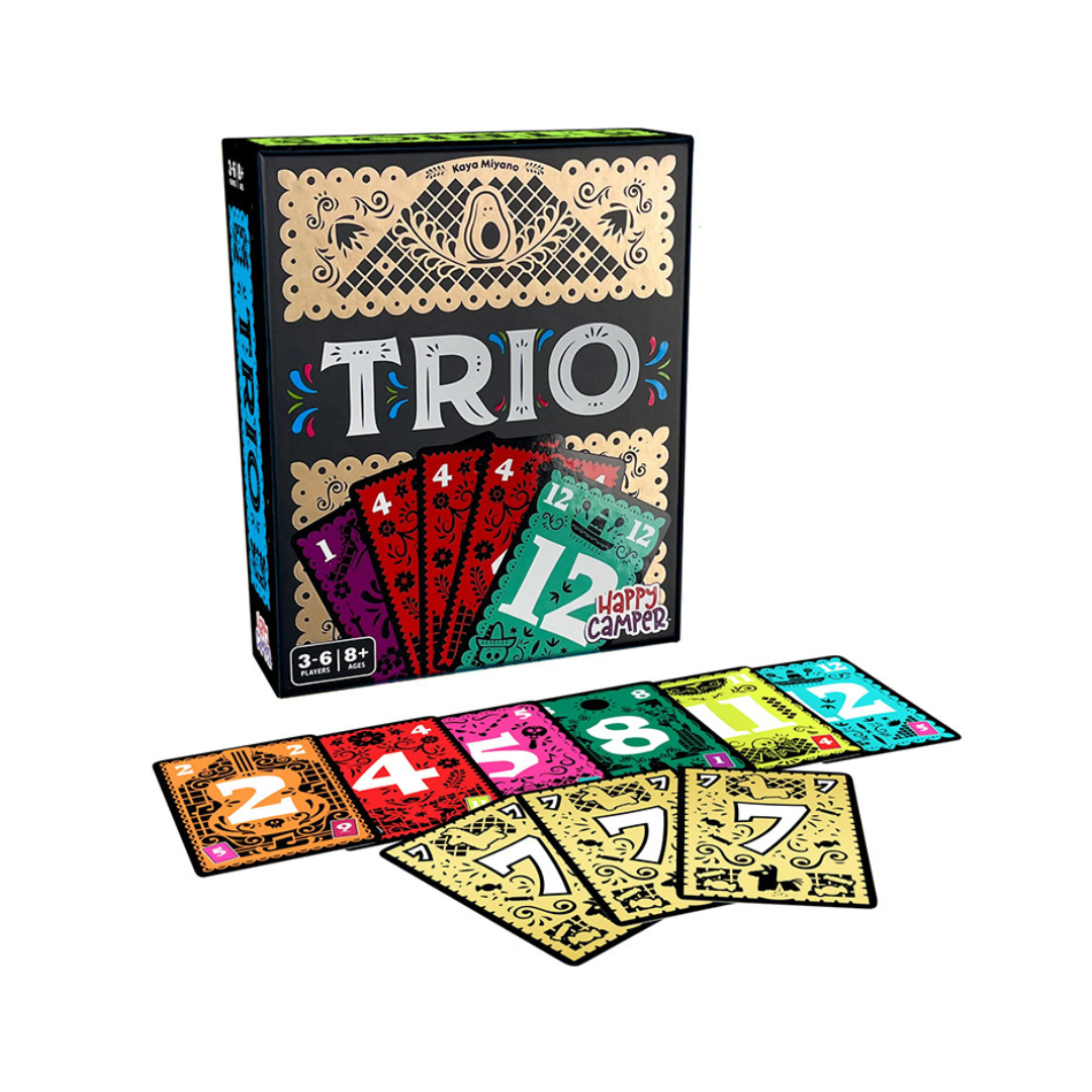 Card game 'TRIO' with colorful cards and packaging on a white background